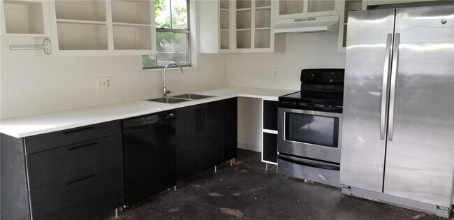 Foto del edificio - 6900 Manor Rd