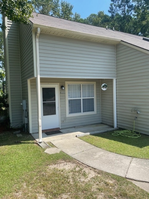 Building Photo - 137 Village Ct