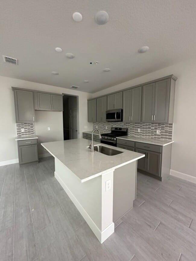 Photo - Move-In Ready Home Near SunRail & I-4 - Prime DeBary Location