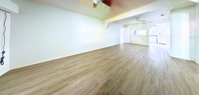 Building Photo - 2316 Azalea Ct