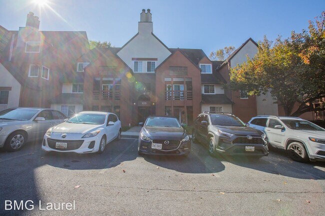 Foto del edificio - 1 br, 1 bath House - 4952 Columbia Rd (Uni...