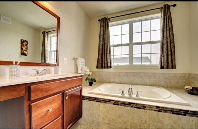 Foto del edificio - 23479 Buckland Farm Terrace