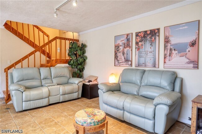 Foto del edificio - 1724 Park Meadows Dr