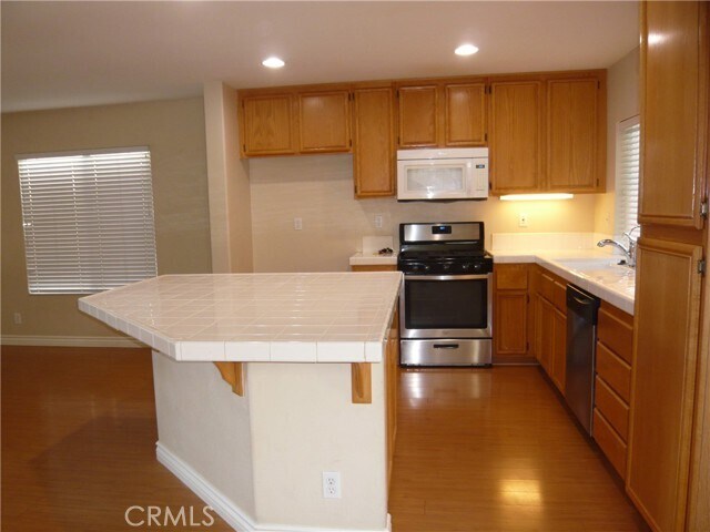 Building Photo - 16265 Avalon Ct
