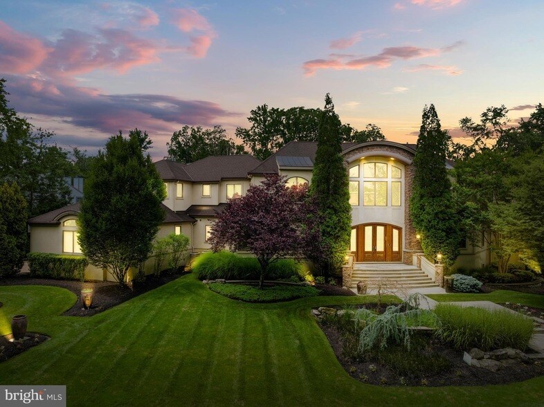 Foto principal - 4 Southwood Dr