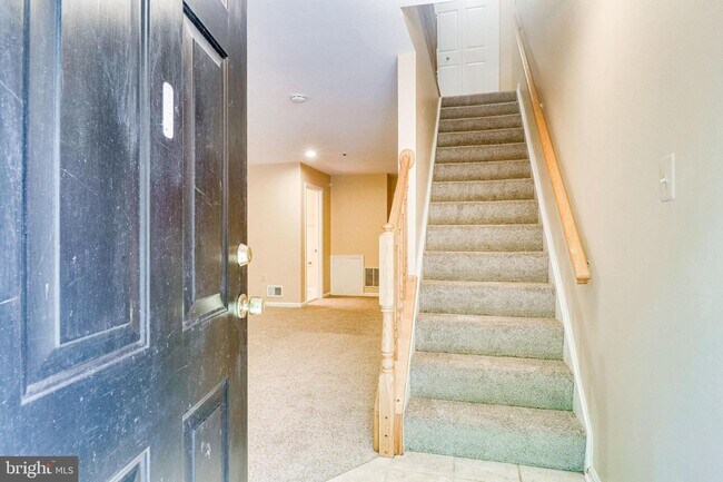 Building Photo - 11756 Rockaway Ln