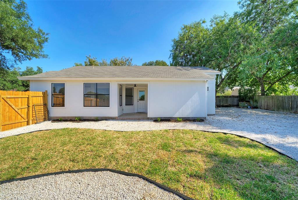 Primary Photo - 12812 Heinemann Dr