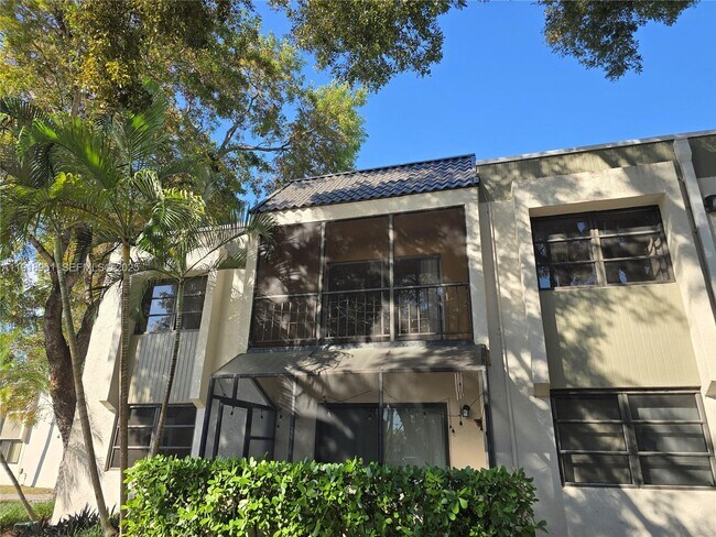 Foto del edificio - 7925 SW 104th St