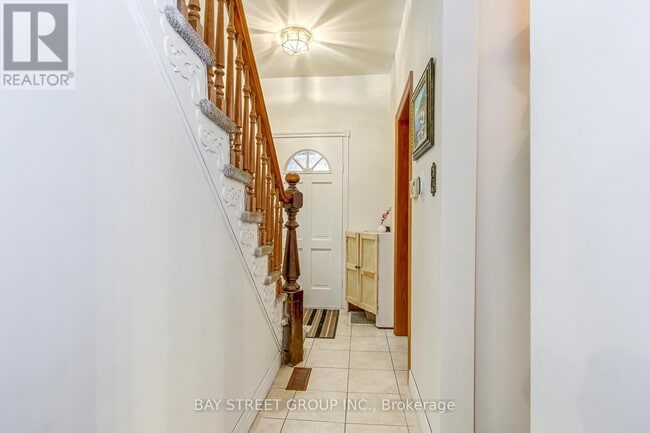 Photo du bâtiment - 162 Prospect St S