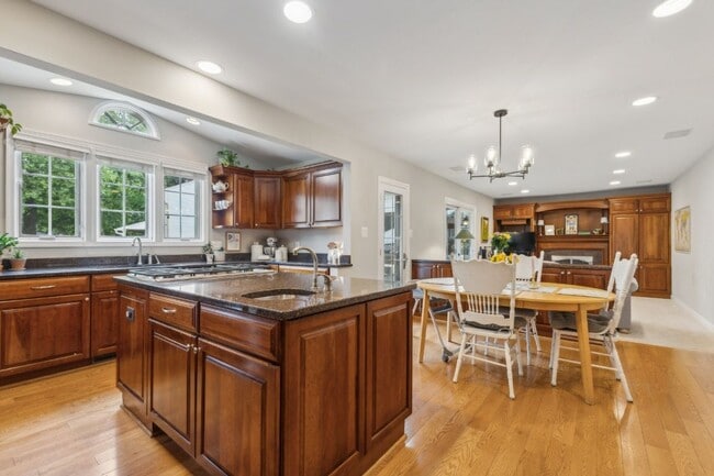 Foto del edificio - 5433 Braddock Ridge Dr