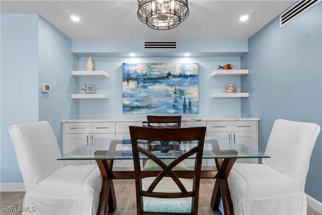 Foto del edificio - 3483 Gulf Shore Blvd N