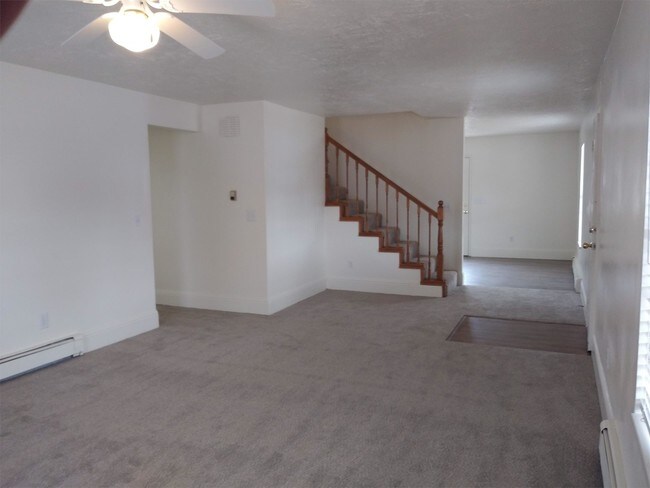 Foto del edificio - 446 W 1600 N