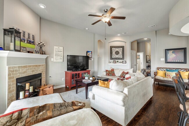Foto del edificio - 3901 White Oak Meadow Ct