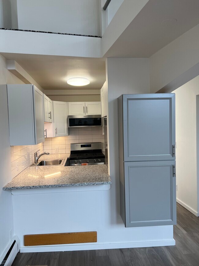 open kitchen - 431 N Cayuga St