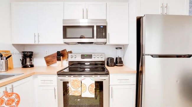 Foto del edificio - 1645 SW 7th St