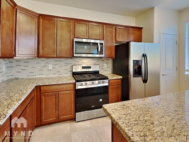 Building Photo - 1044 Big Rock Loop