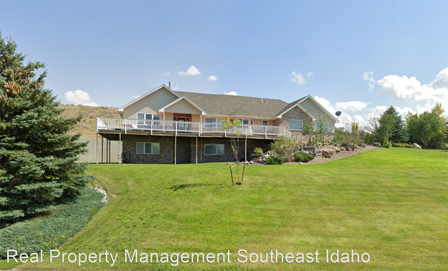 Building Photo - 4 br, 3 bath House - 5204 E 65th S
