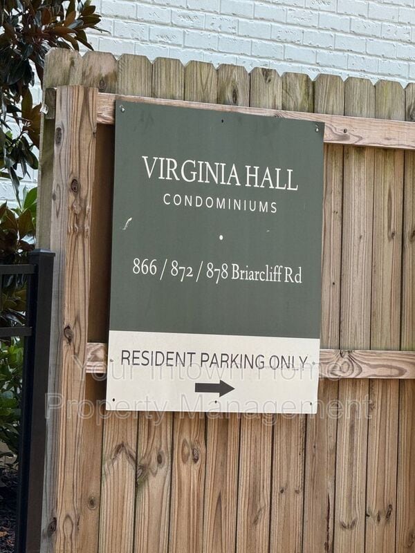 Foto del edificio - 872 Briarcliff Rd NE