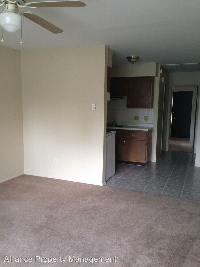 Building Photo - 6326 Nina Dr