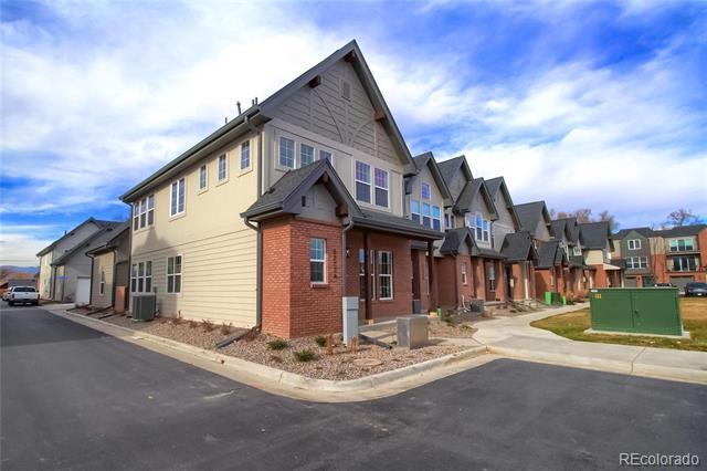Foto del edificio - 5222 Allison Way