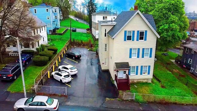 Outside view - 8 Newport St