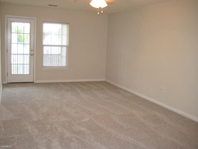 Foto del edificio - 2 br, 2 bath Condo - 5110 Scarsdale Dr Apt...