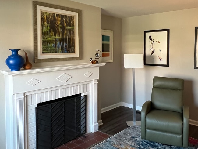 Living Room - 4208 Saint Francis Ave