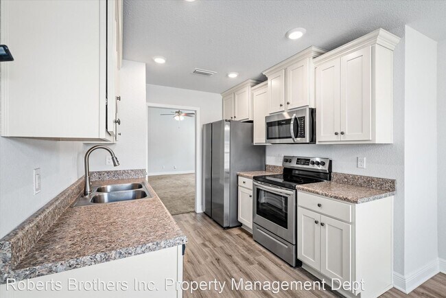 Building Photo - 3 br, 2 bath House - 8028 Paul Casey Lane