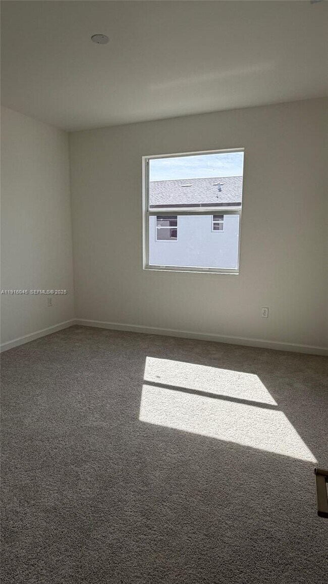 Building Photo - 15616 SW 276th Ter