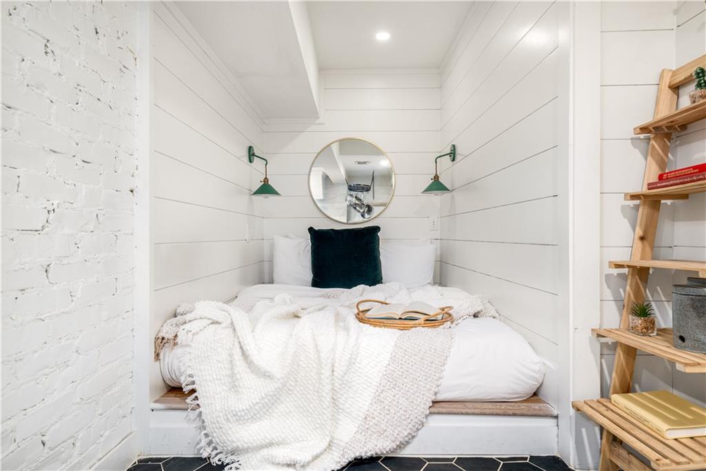 Foto principal - 799 Charles Allen Dr NE