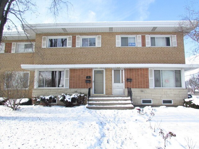 Primary Photo - 70 N Albert St