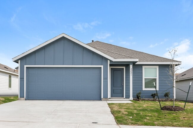 Building Photo - 2221 La Vis Ln