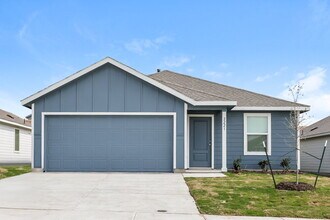 Building Photo - 2221 La Vis Ln