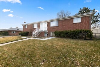 Building Photo - 7121 Stuart St