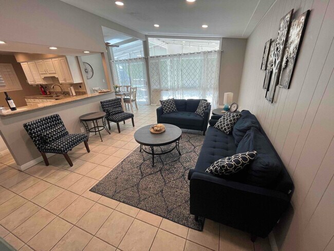 Foto del edificio - 2624 N 68th Pl