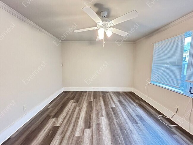 Foto del edificio - 2416 Vineville Ave