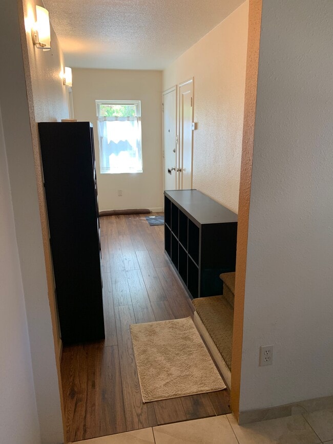 Building Photo - 1635 Derby St