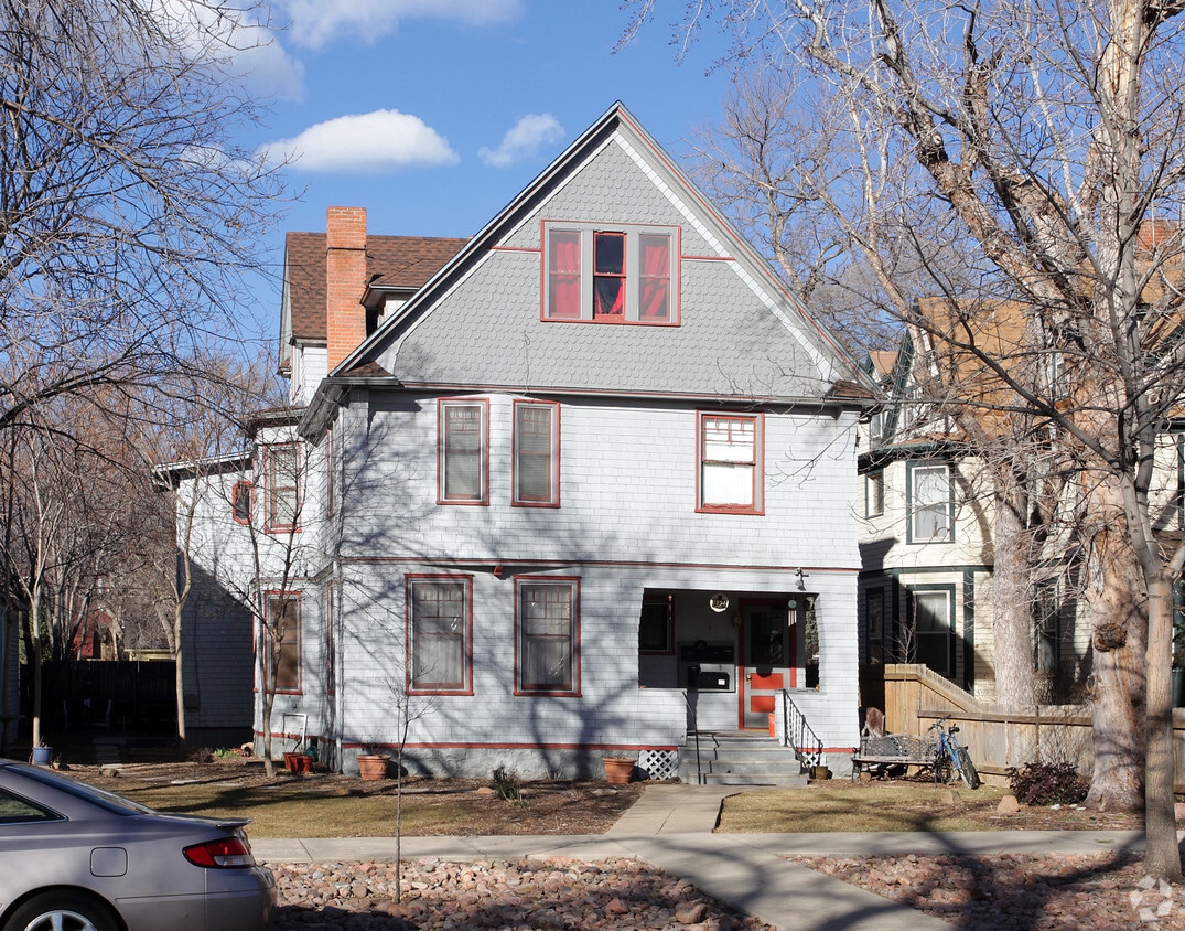 Building Photo - 1324 N Nevada Ave