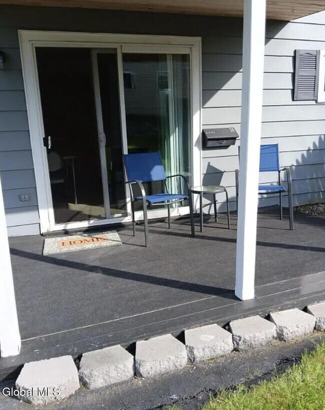 Foto del edificio - 4 University Pl