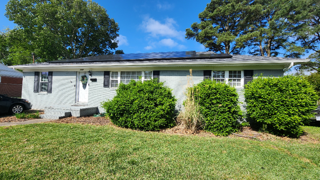 Building Photo - 1085 Baker Rd