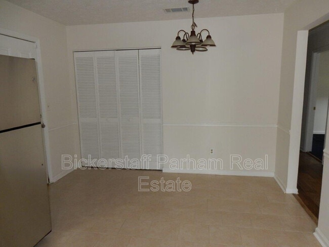 Foto del edificio - 6734 Dorsey Dr