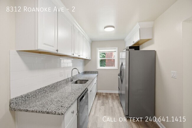 Foto del edificio - 8312 Roanoke Ave