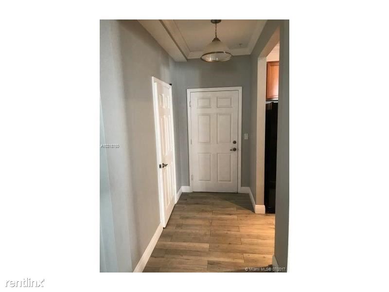 Foto principal - 11836 SW 26th Ct