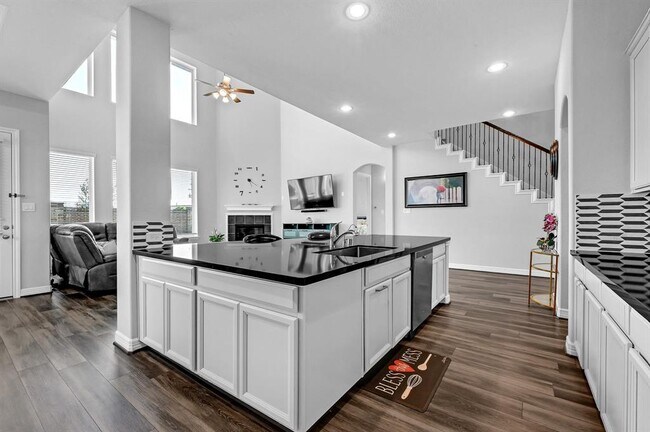 Foto del edificio - 11902 Ballshire Pines Dr