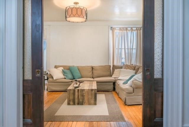Foto principal - 1122 Washington St