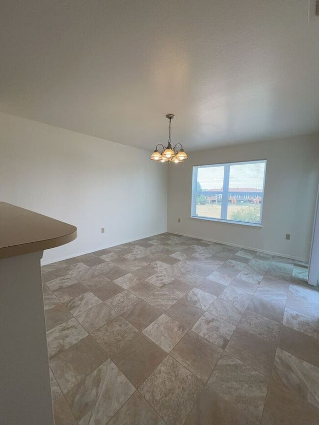 Building Photo - 1192 Dakota Dr