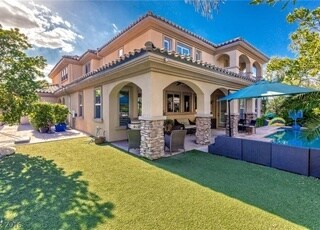 Foto principal - 2728 Marie Antoinette St