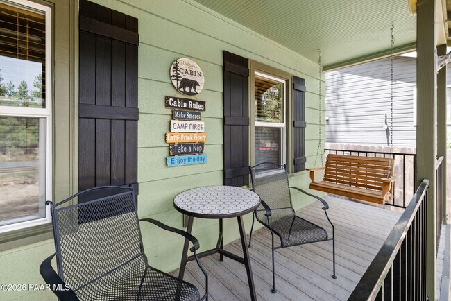 Foto del edificio - 805 Canyon Dr