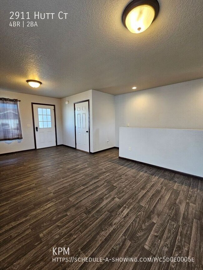 Foto del edificio - 2911 Hutt Ct