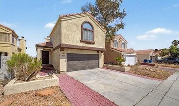 Building Photo - 317 Warmside Dr